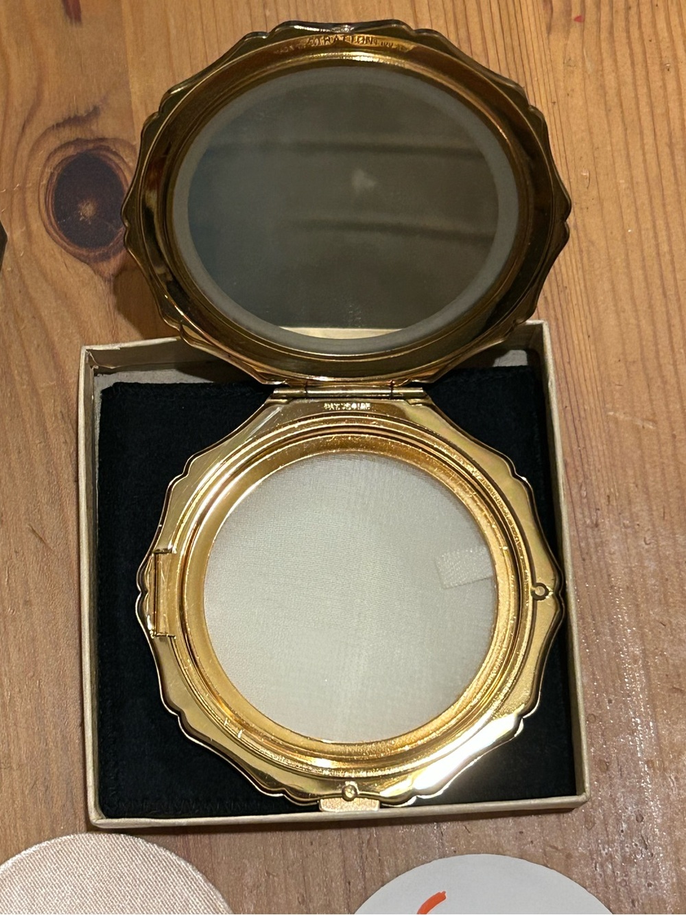 Vtg Stratton CONVERTIBLE COMPACT - Picture 4 of 10